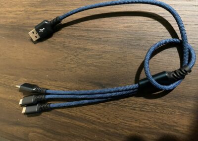 マルチスマホ充電ケーブル-学処の備品